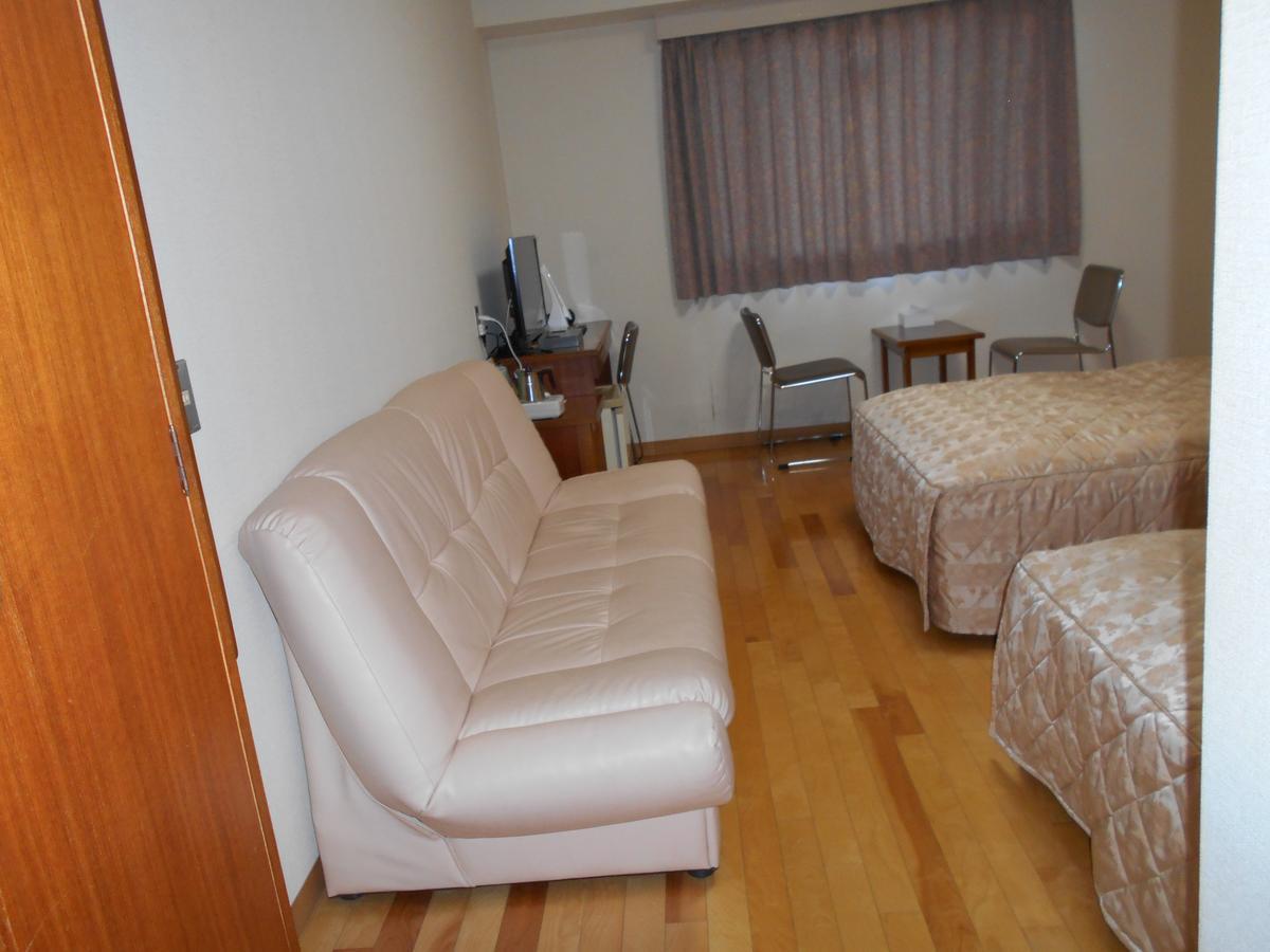 New Central Hotel Katsuta Хітаті-Нака Екстер'єр фото